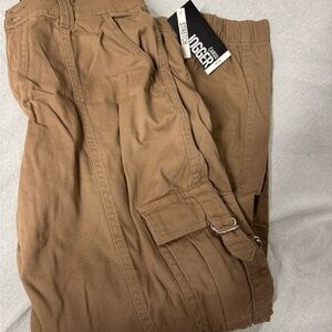 Refuge Tan Cargo Joggers